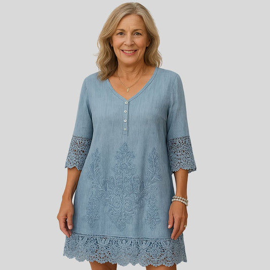 Wrenley | Robe en dentelle légère avec décolleté en V